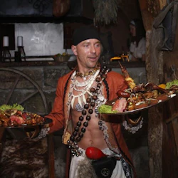 MEDELTIDSMIDDAG I ORIGINAL