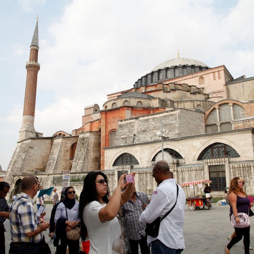 Hagia Sophia, Blue Mosque & Grand Bazaar Guided Tour + Bosphorus Cruise + Lunch