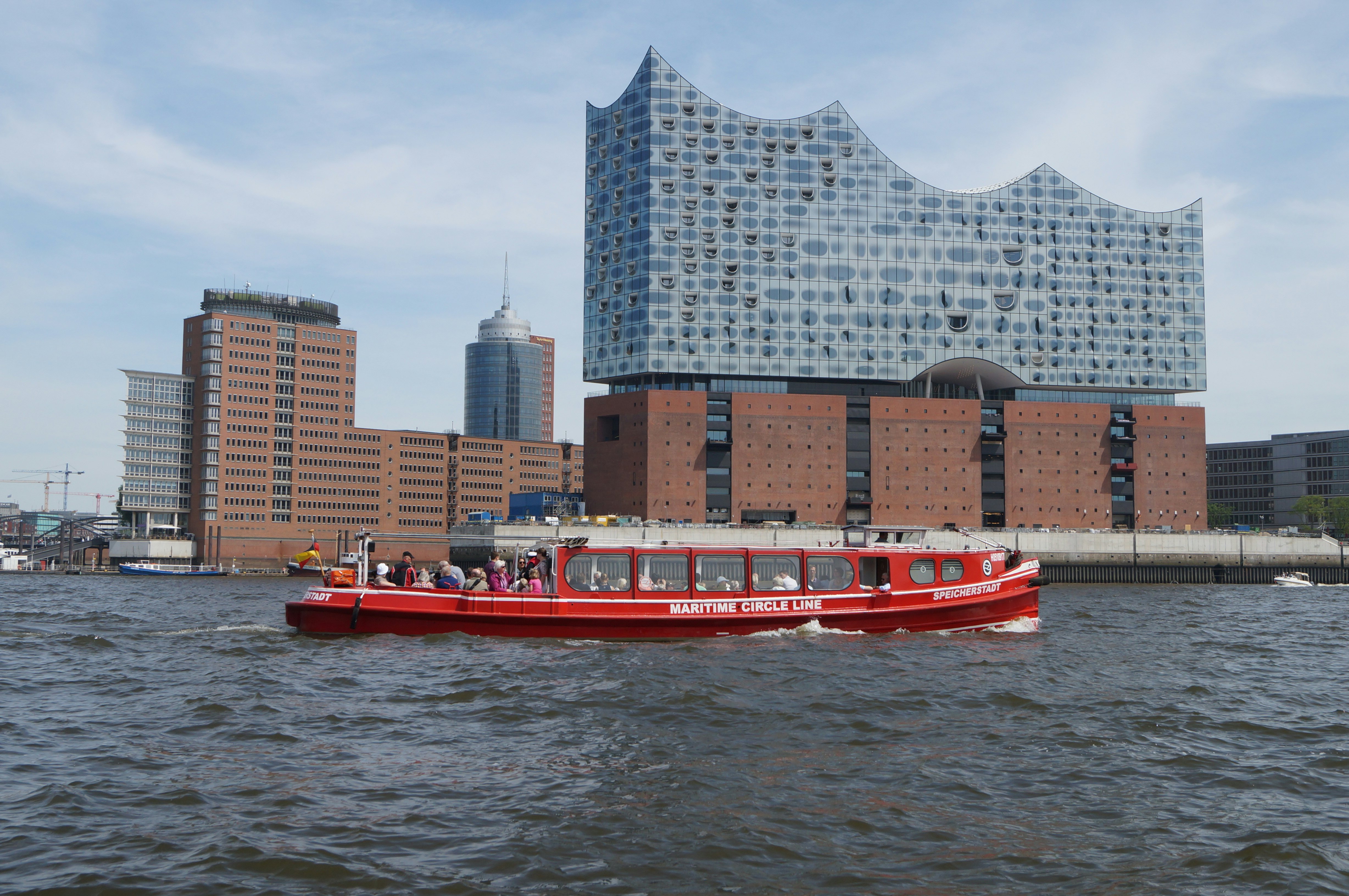 Hop-on Hop-off Harbor Tour Hamburg