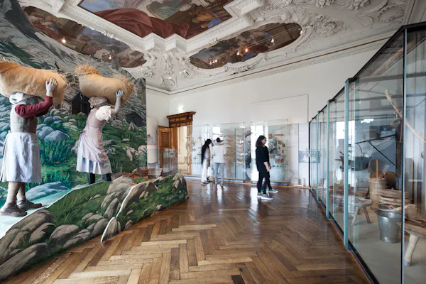 Universalmuseum Joanneum: 24 Saat Erişim