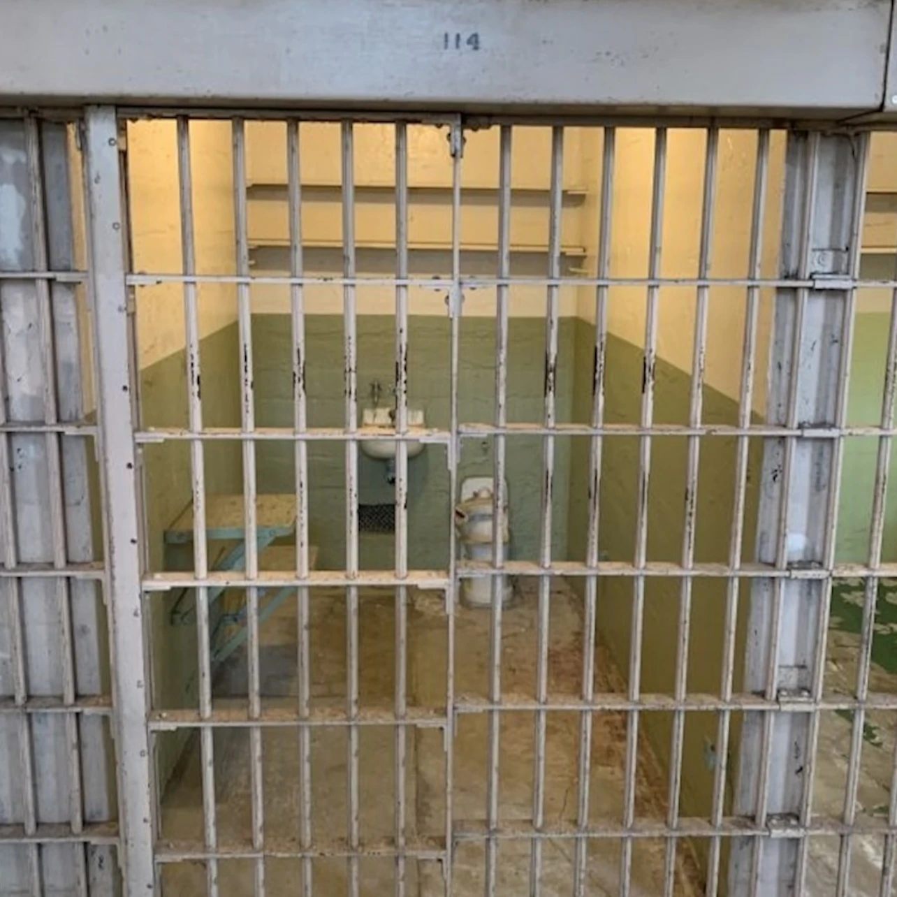 San Francisco: Alcatraz Entry + Roundtrip Ferry + Audio Guide + Night Option in San Francisco – Tiqets