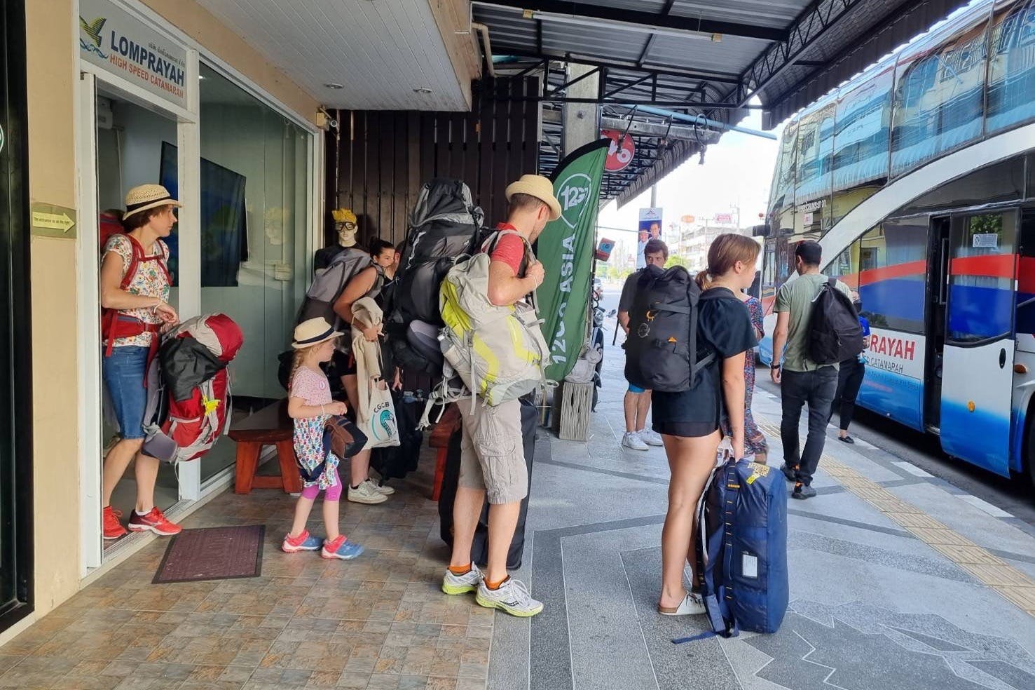 Meet the supplier at the office in Phuket.