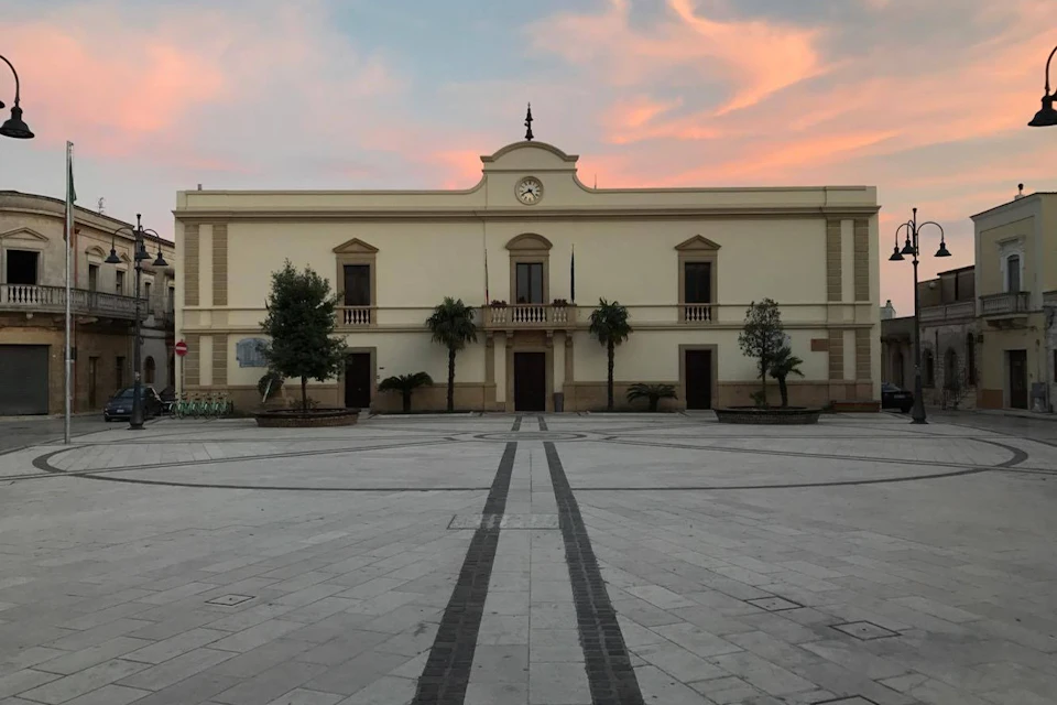 Castelli Villa Square
