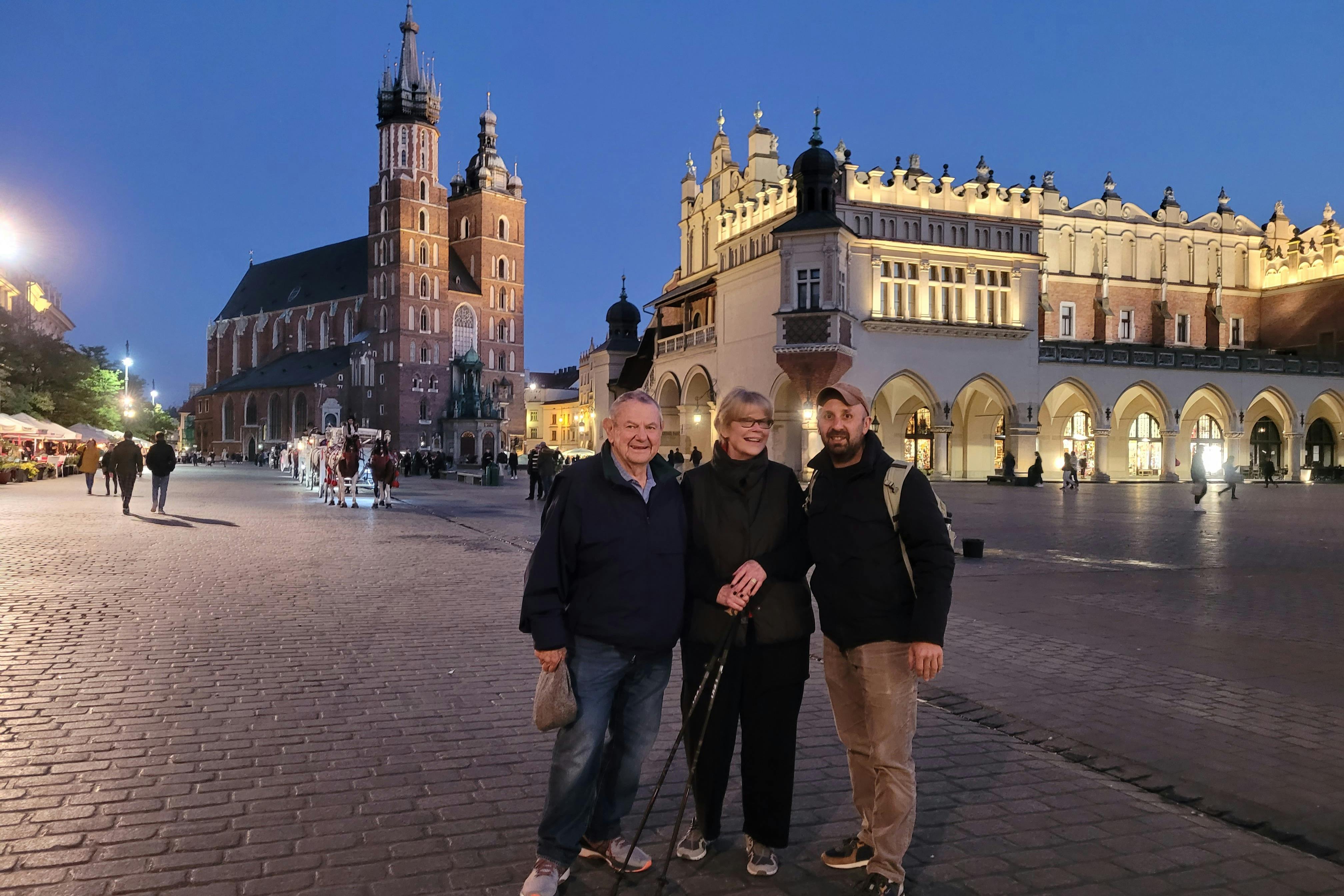 Στην Κύρια Πλατεία