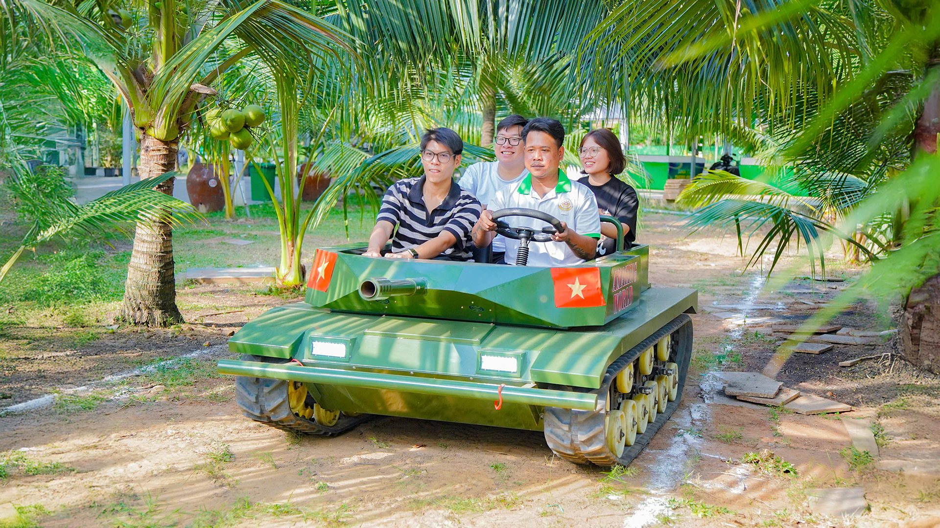 Suoi Tien Theme Park: Admission Ticket + Happy Train