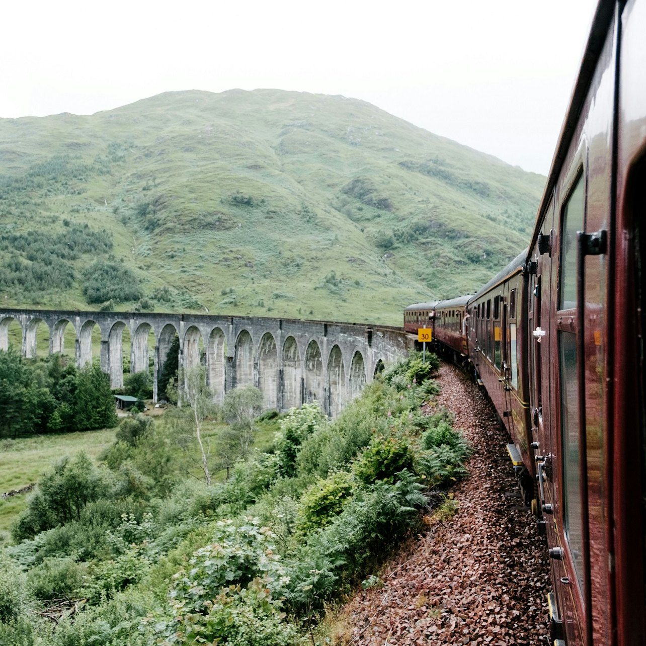 Jacobite Steam Train & Scottish Highlands Tour - Acomodações em Edimburgo