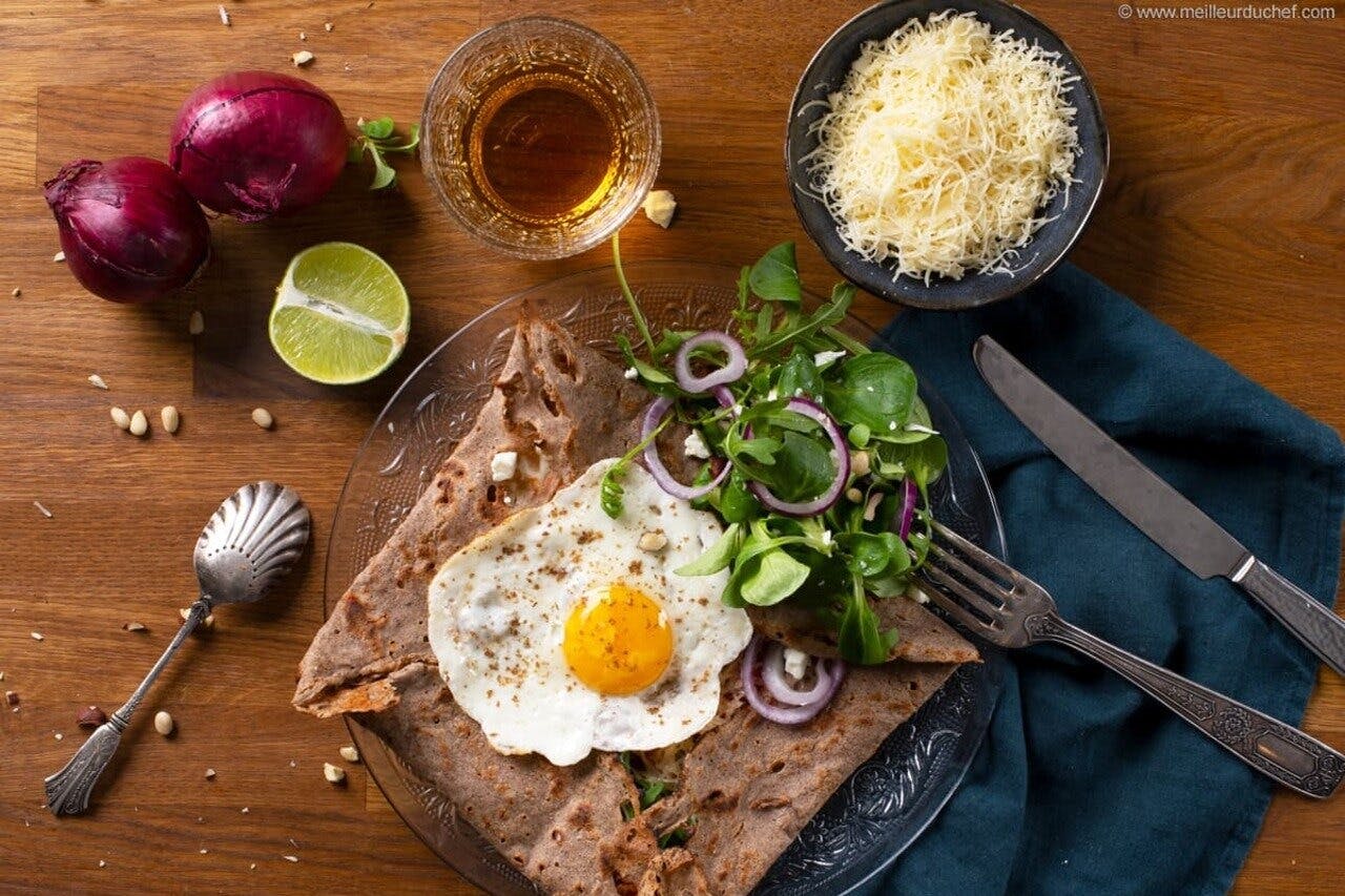 Δοκίμασε μια γαλέτα στο διάσημο Chez Miam Miam γεμάτο με αυγό και ζαμπόν