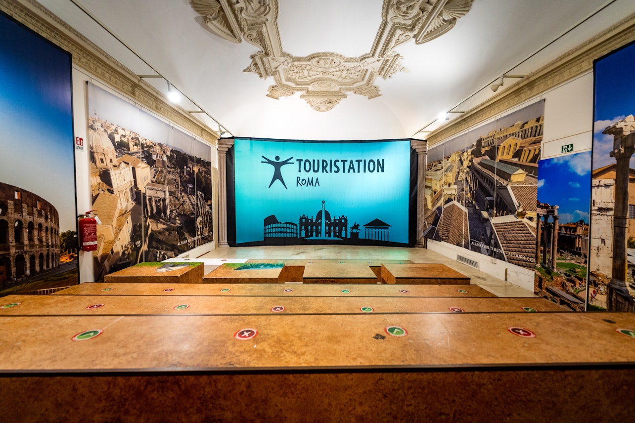 Museos Capitolinos y Centrale Montemartini con Vídeo Multimedia - Alojamientos en Roma