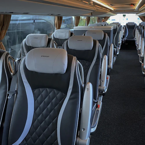 Praga: Traslado en autobús desde/hasta el aeropuerto de Praga y el centro de la ciudad - Photo 4