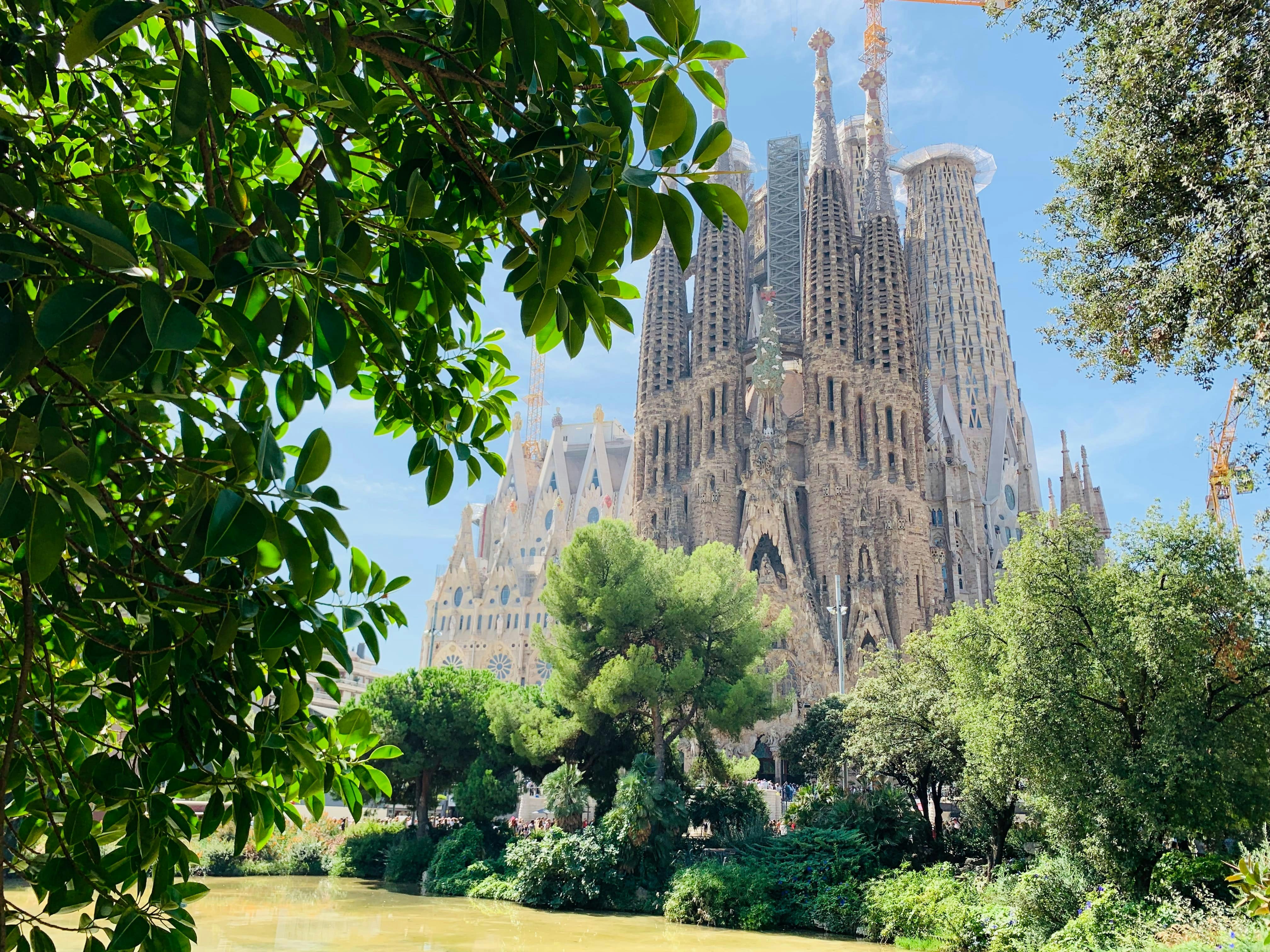 Billet Combiné Sagrada Familia Et Parc Güell Billets pour Sagrada Familia - Barcelone | Tiqets.com