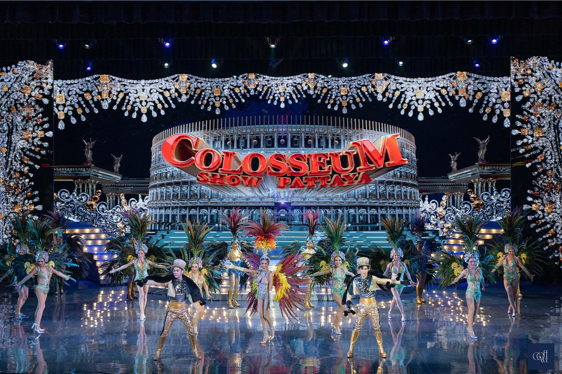Colosseum Cabaret Show Pattaya