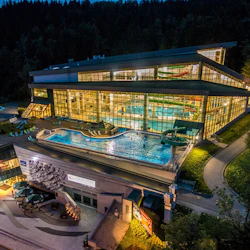 Zakopane: Thermal Pools and Tasting Day Trip from Krakow