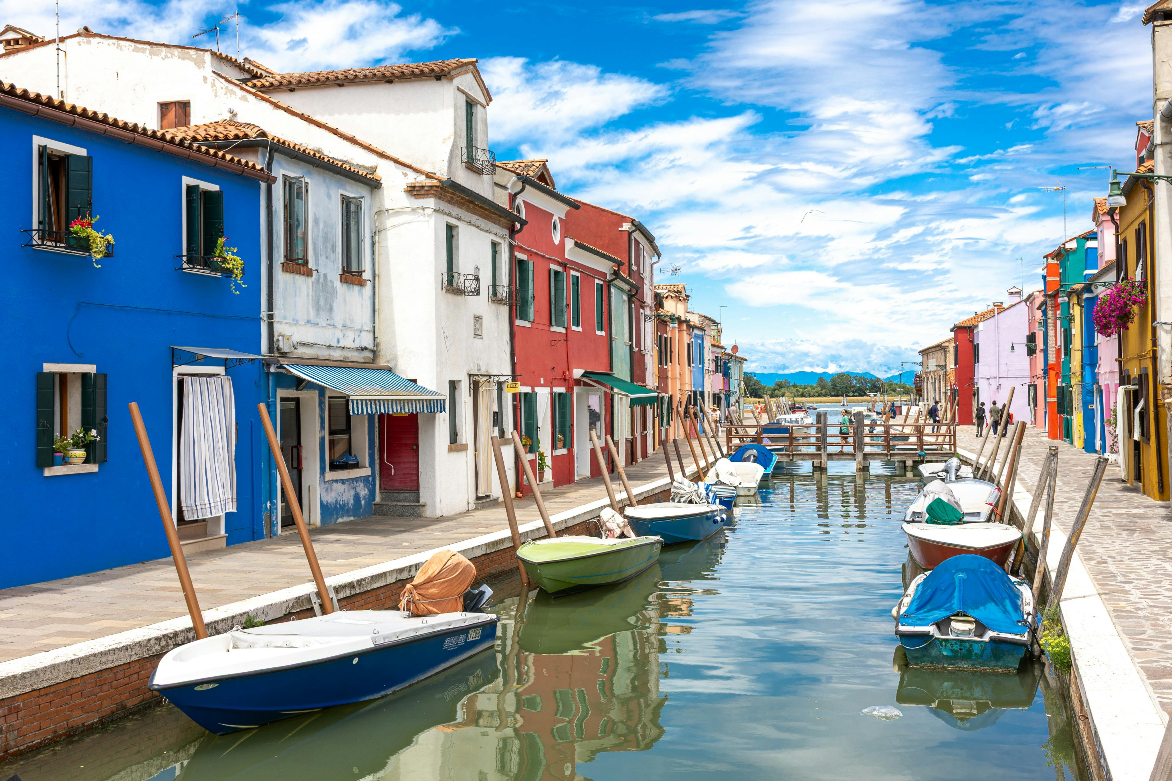 Murano e Burano: tour in barca dalla stazione ferroviaria di Santa Lucia + dimostrazione di soffiatura del vetro — 4