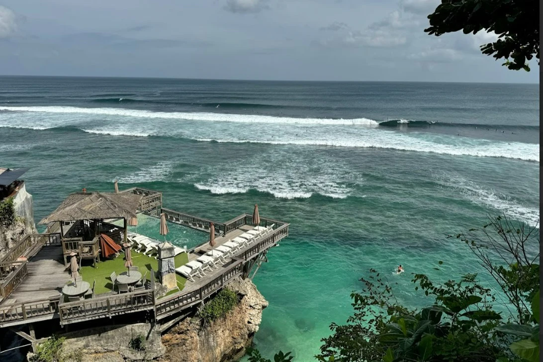 Suluban Beach