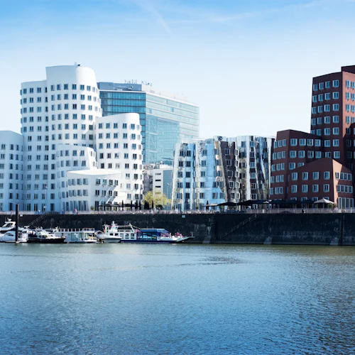 Düsseldorf: Sightseeing River Cruise - Photo 2
