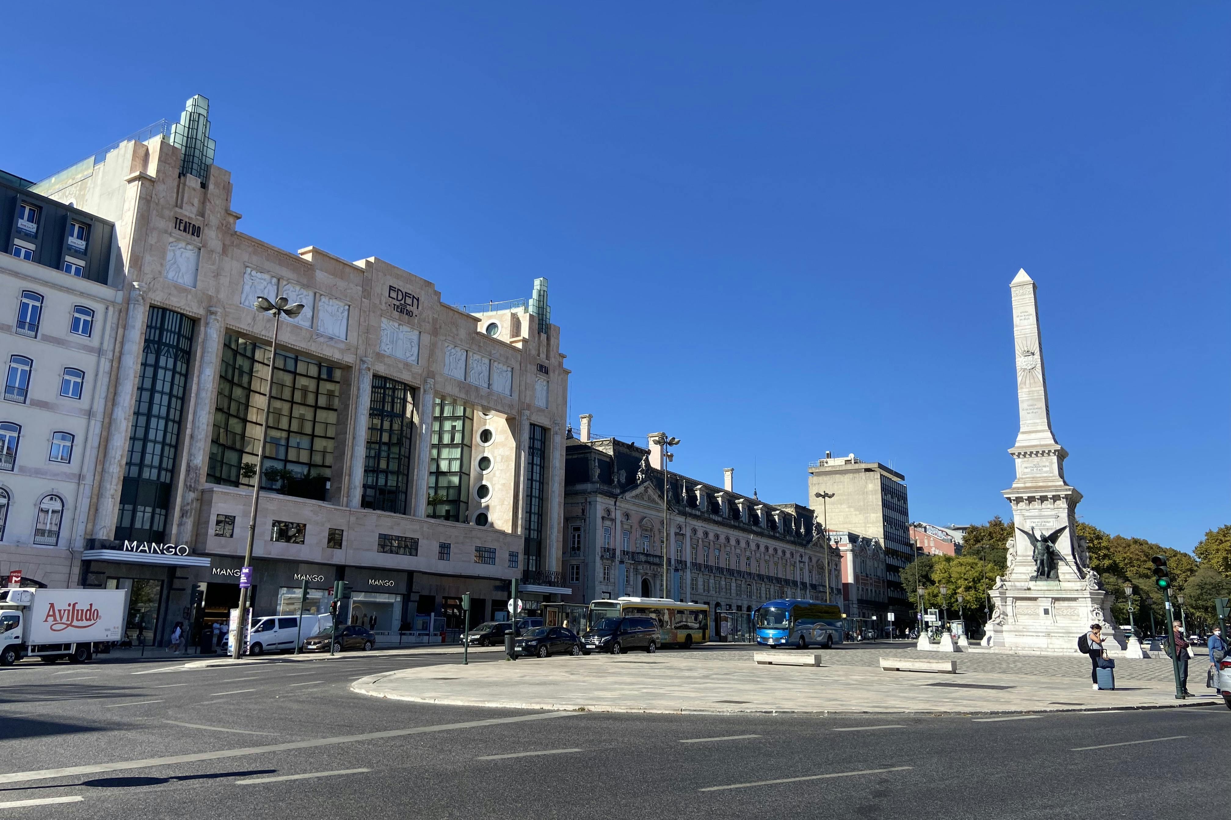 레스타우라도레스 광장