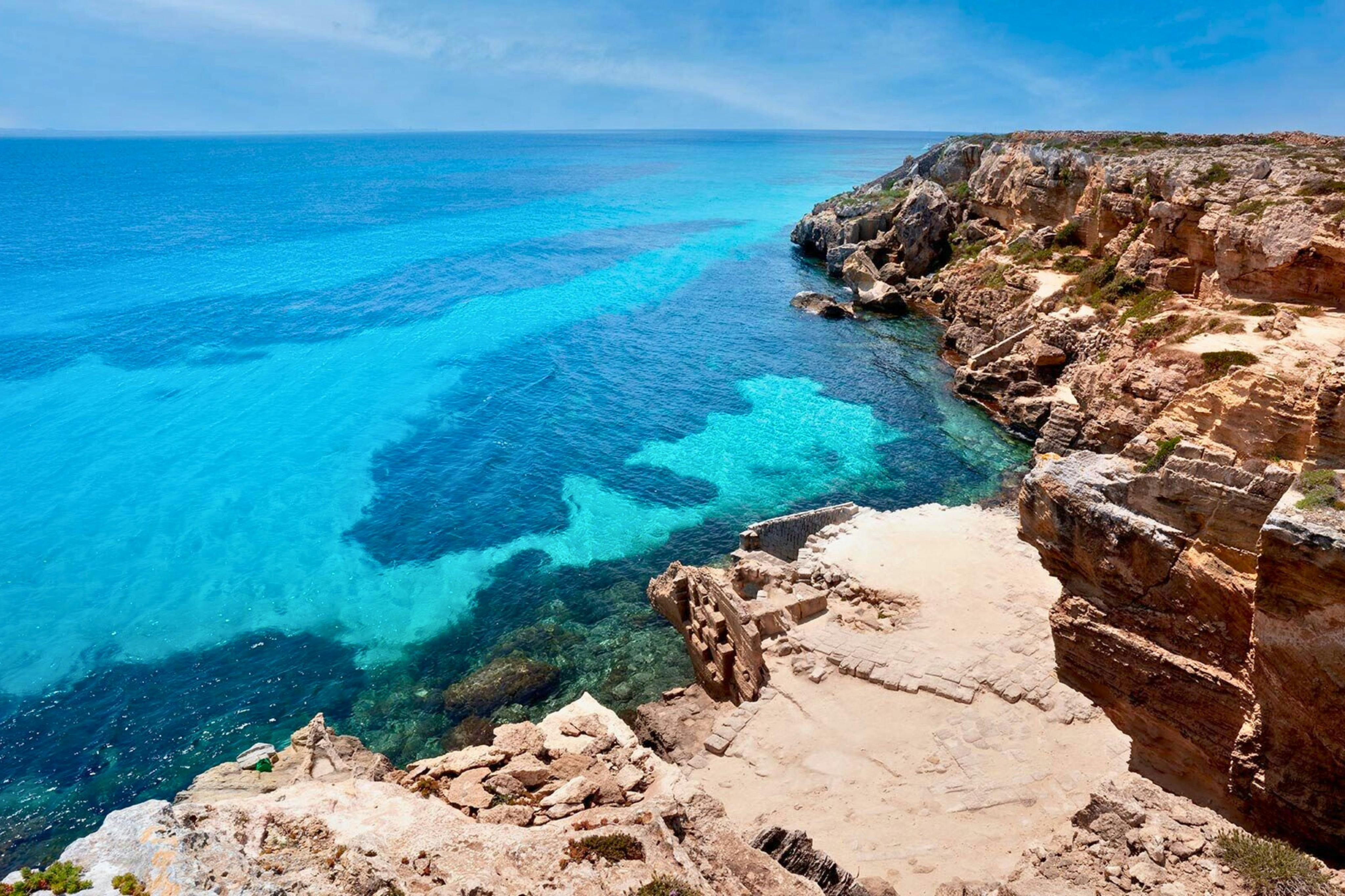 Favignana e Levanzo: Tour in barca da Trapani + Pranzo — 6