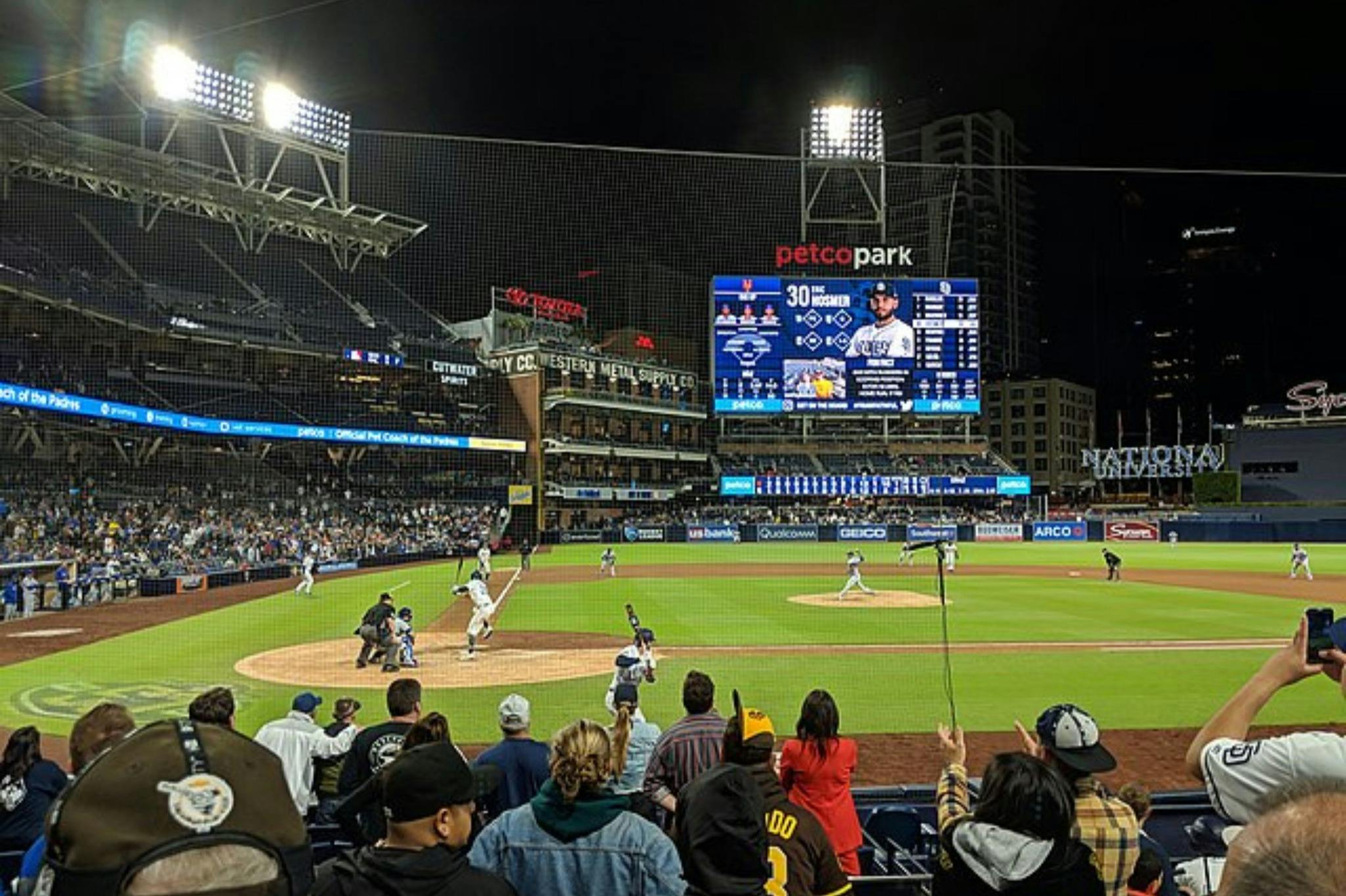 Petco Park: Jogo de beisebol do San Diego Padres - Photo 2