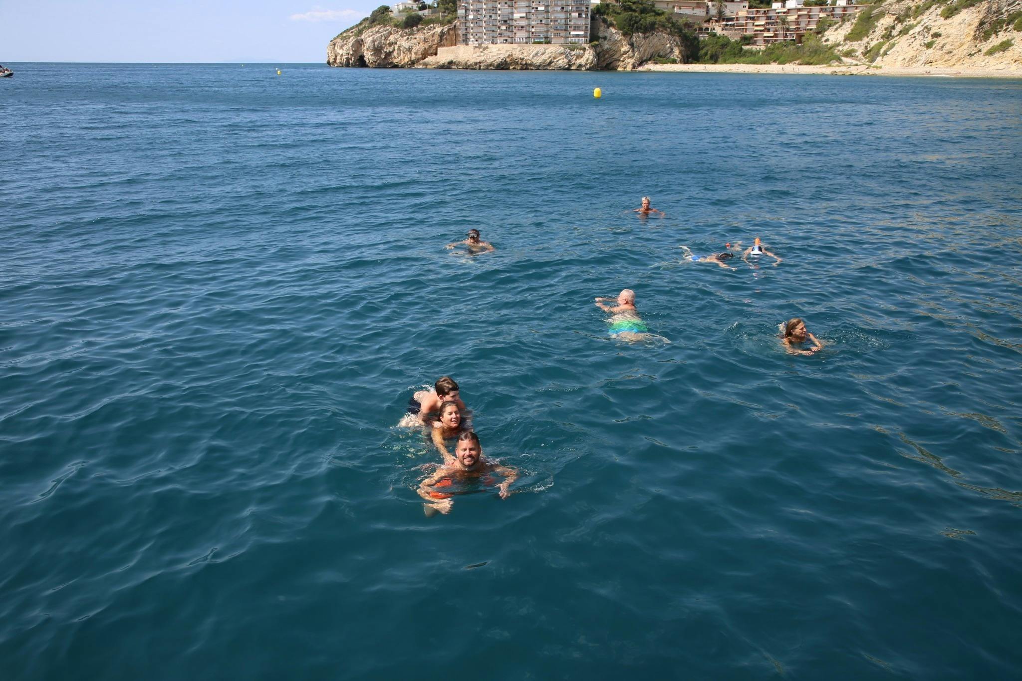 Costa Daurada: Catamaran Cruise + Drink + Optional Balinese Bed or Upper Deck