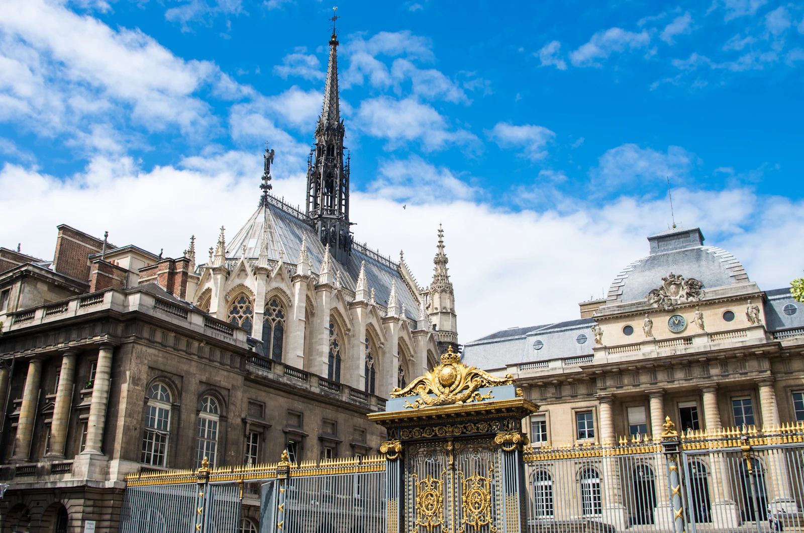 Sainte-Chapelle & Conciergerie + Eternal Notre-Dame: Virtual Experience