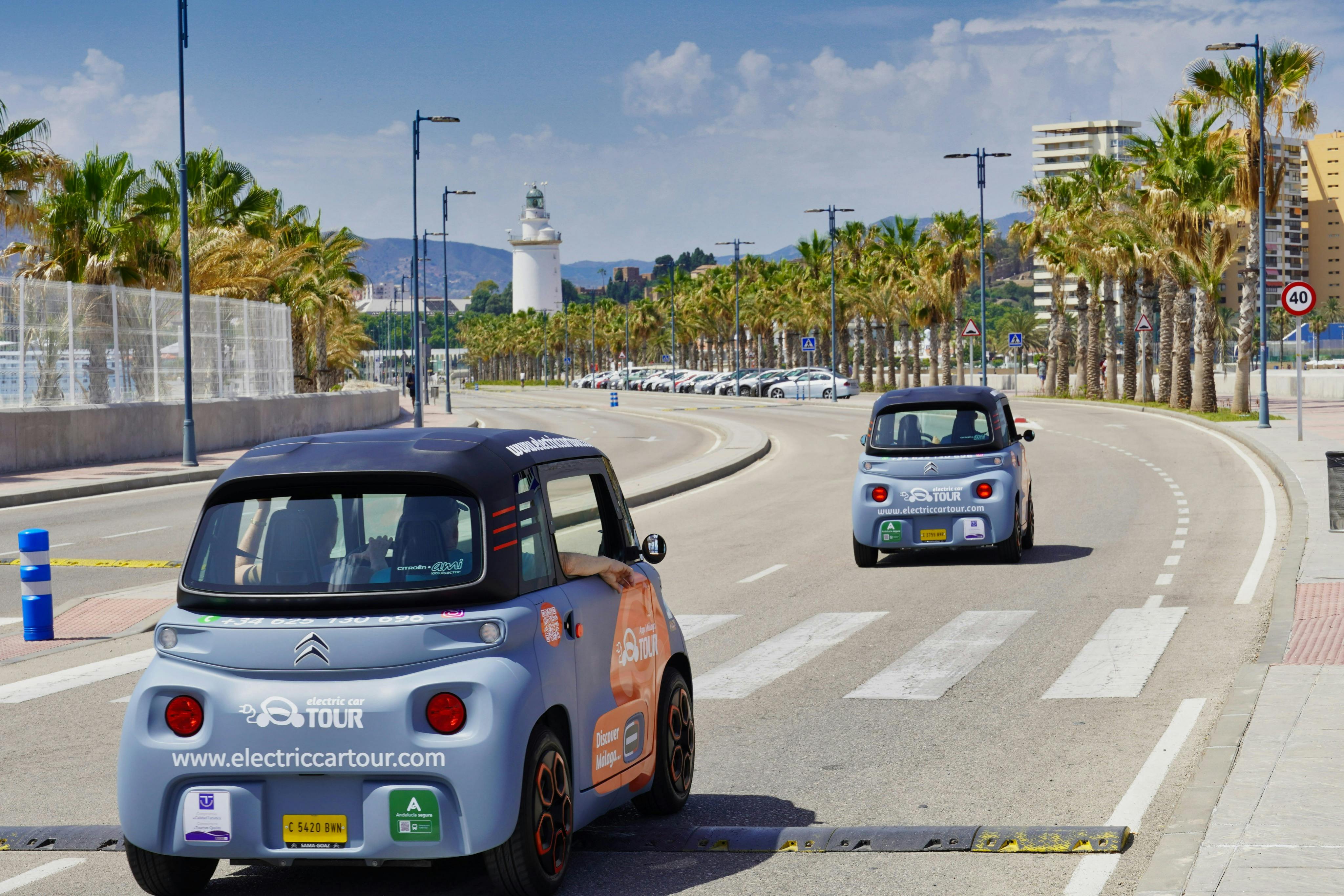 Malaga: Tour guidato in auto elettrica + ingresso alla Grotta del Tesoro — 6