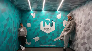 <City 62492> aktiviteter nr. 6: Museum of Illusions Toronto