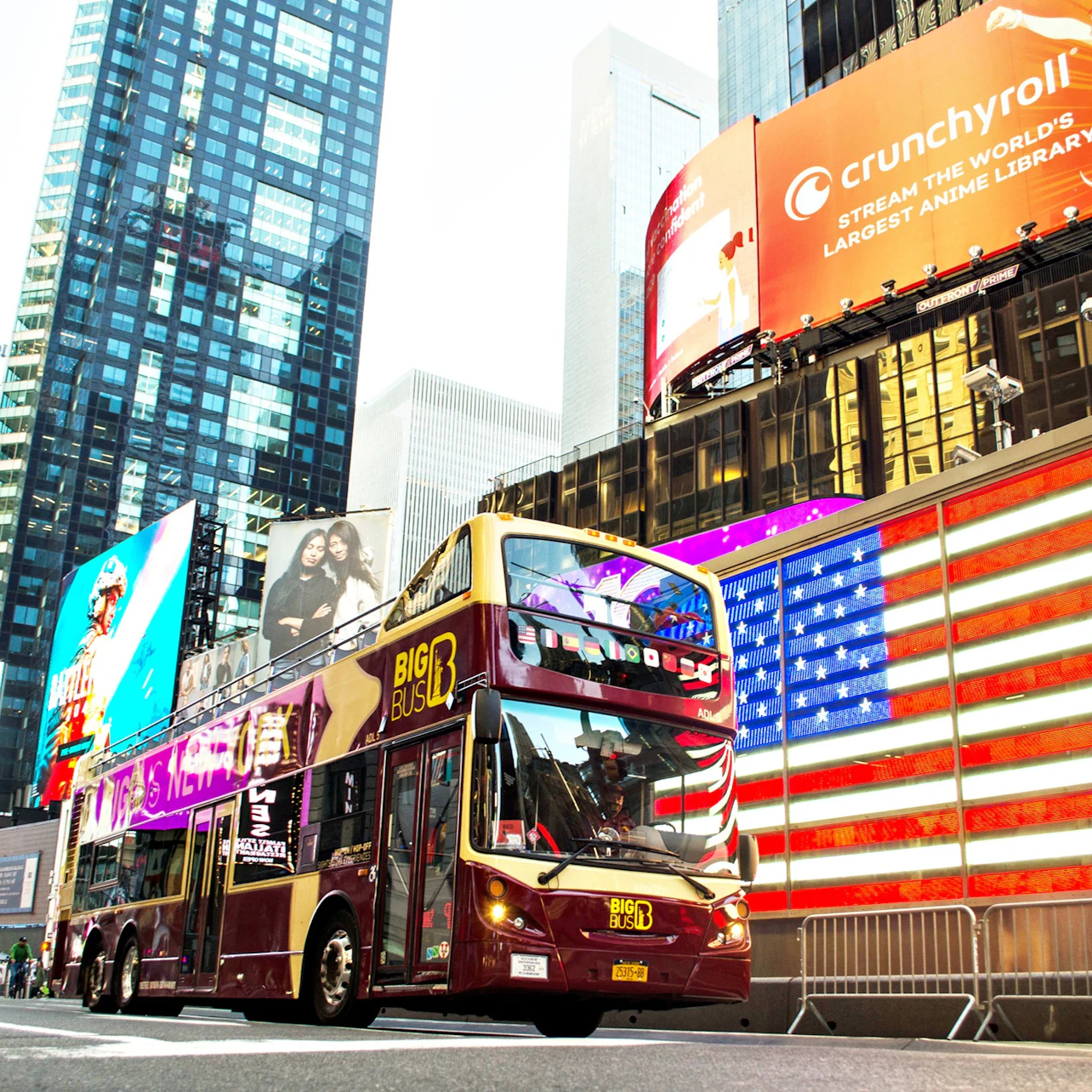 1-Day Hop on Hop off + Statue of Liberty and Ellis Island