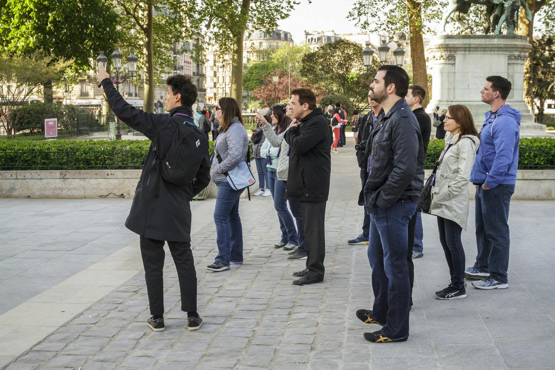 Notre-Dame Cathedral of Paris & Île de la Cité: Small Group Guided Walking Tour - Photo 10