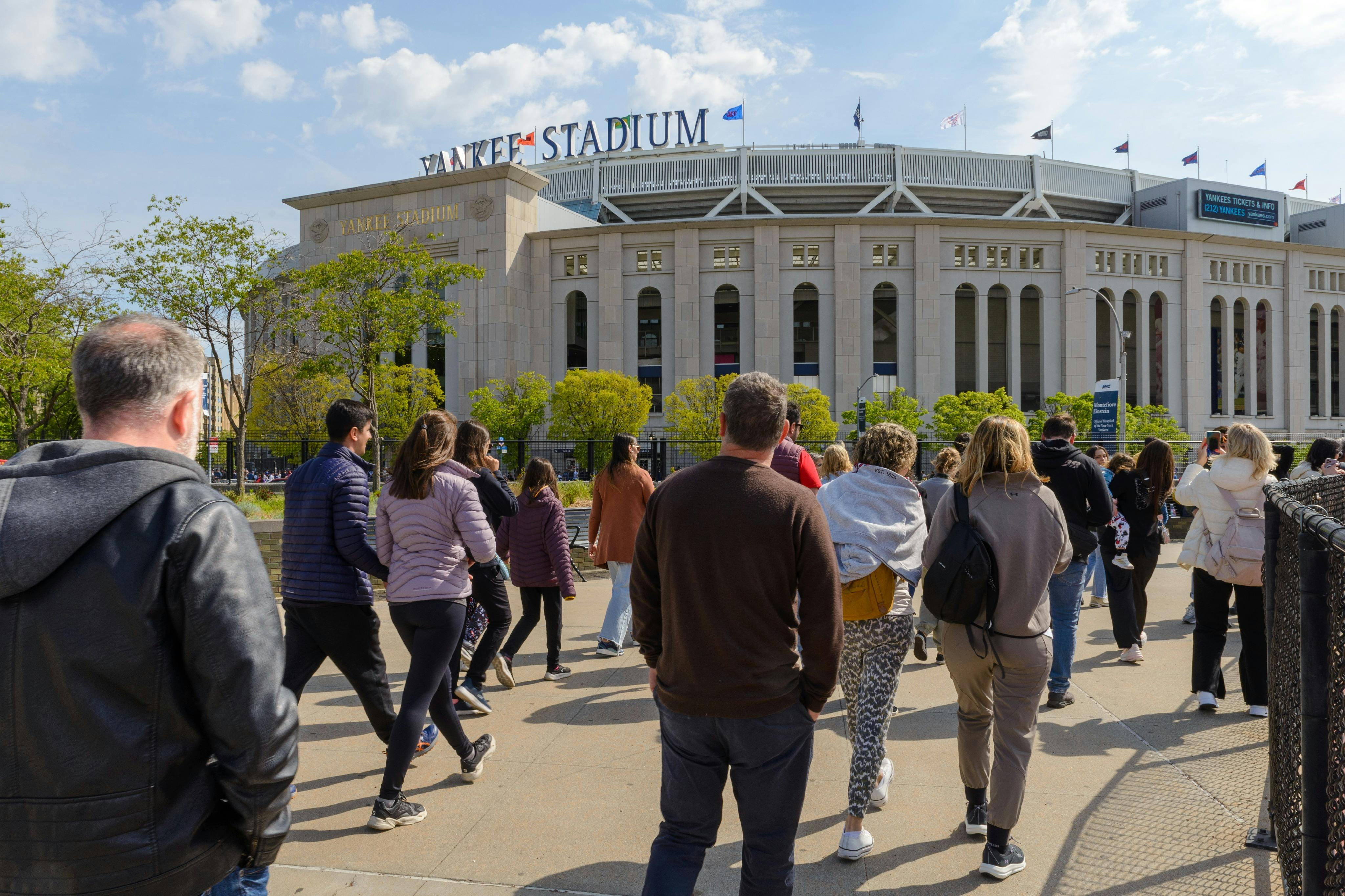 브루클린, 브롱크스, 퀸즈 양키 스타디움 도보 투어