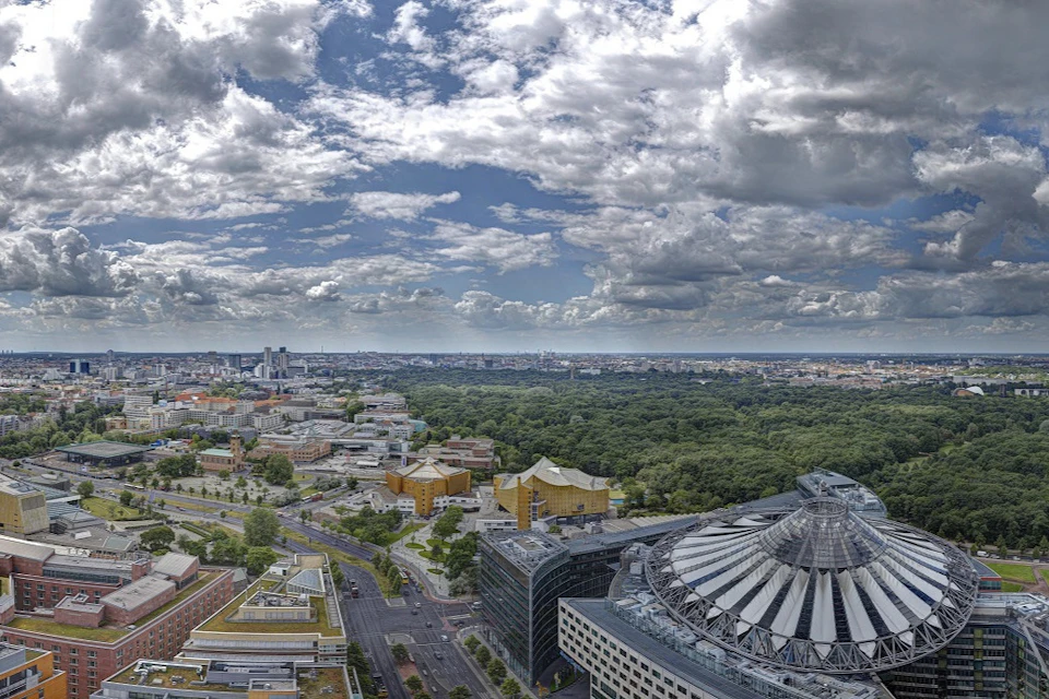 View to the West, Sony Center, Waldorf Astoria, Tiergarten, Philharmonie, Potsdamer Platz, Kollhoff Tower, Panoramapunkt