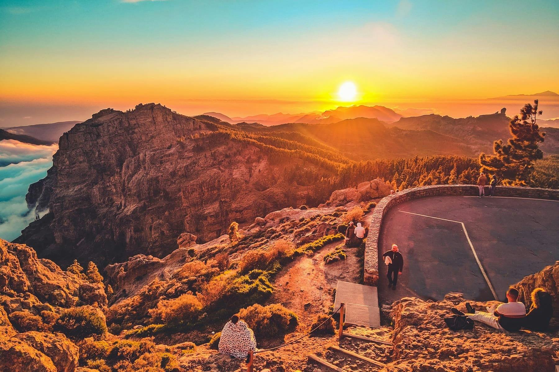 Image of sunset and mountains of Gran Canaria