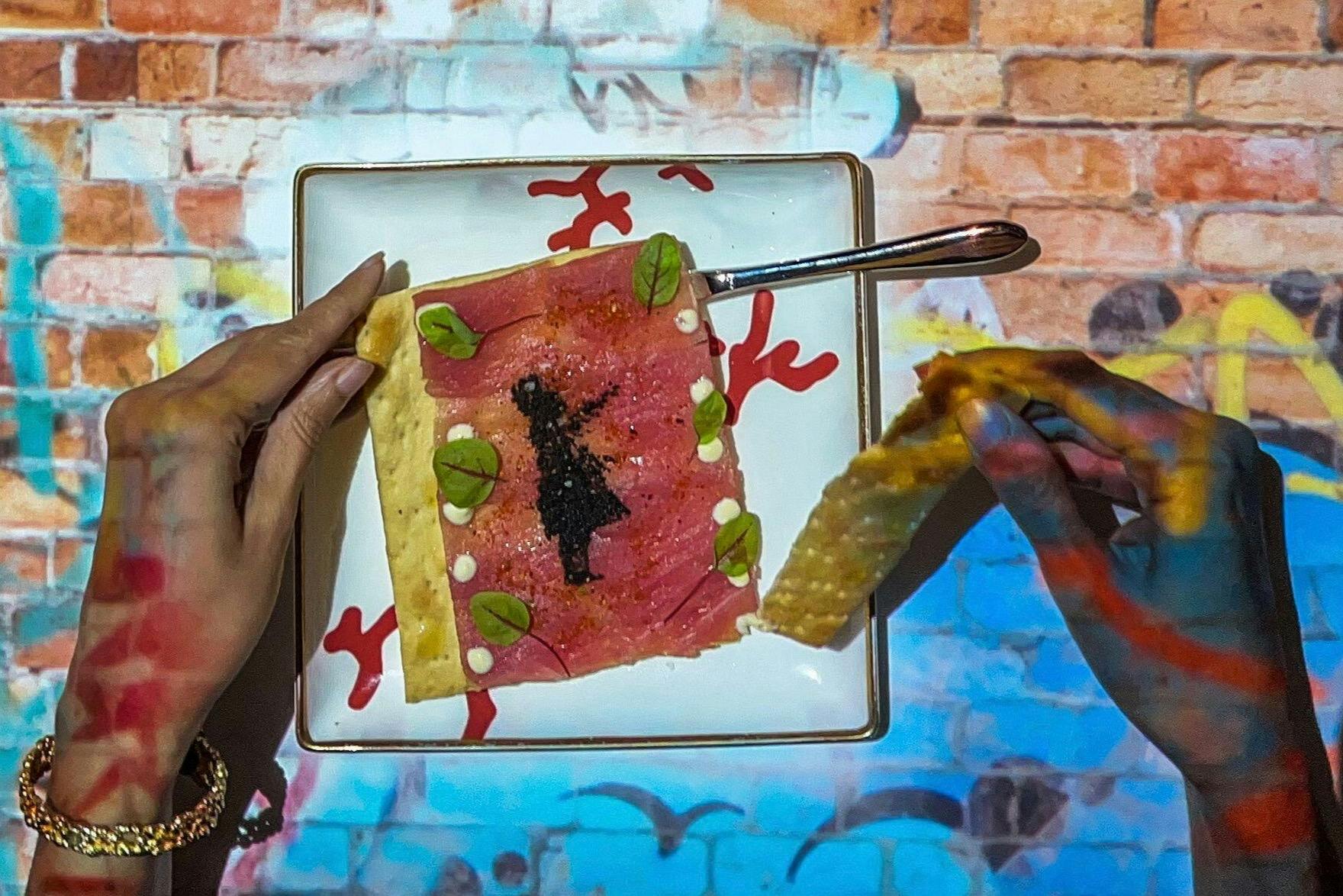 Το δεύτερο μάθημα του Banksy στην έκθεση τραπεζαρίας Seven Paintings