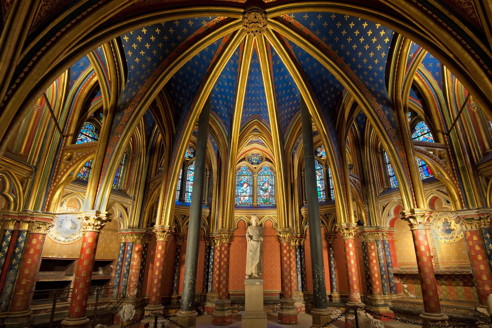 Île de la Cité: Walking Tour + Sainte-Chapelle Entry