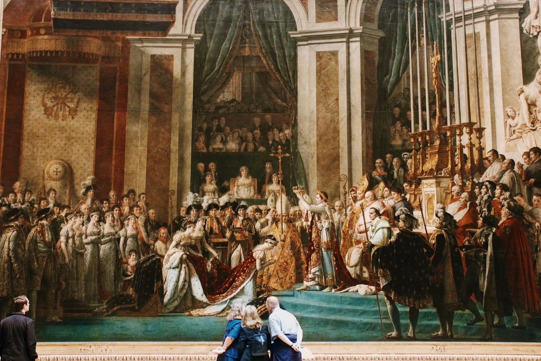 Das Innere des Louvre-Museums