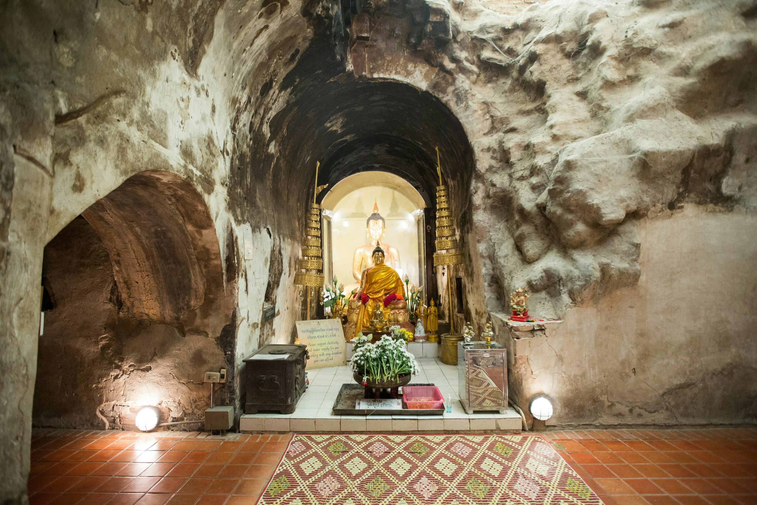 Βατ Ουμόνγκ