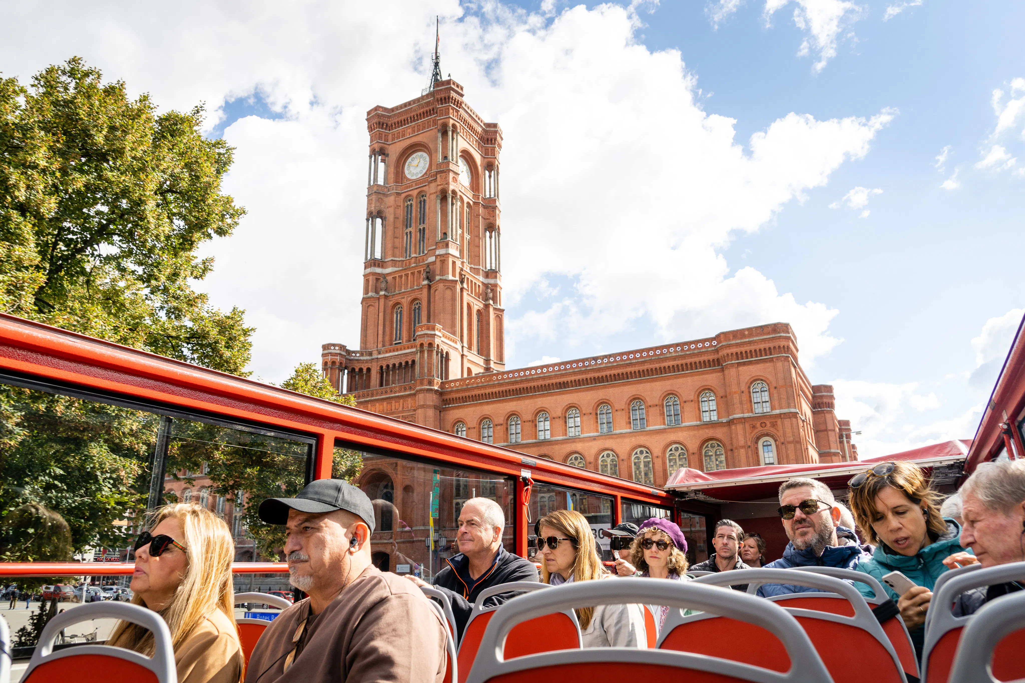 Red Sightseeing Berlin: 48-Hr Hop-on Hop-off Bus Tour - All Routes Included