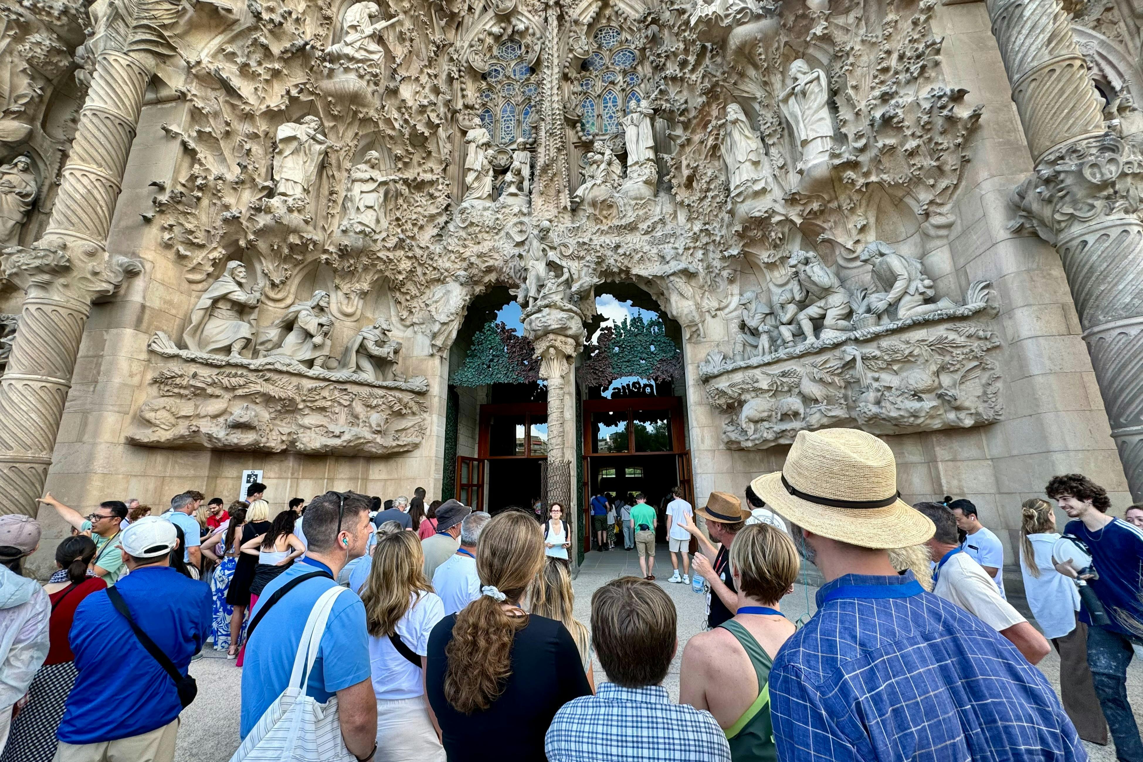 Sagrada Familia: Tour guidato per gruppi ristretti in francese — 5