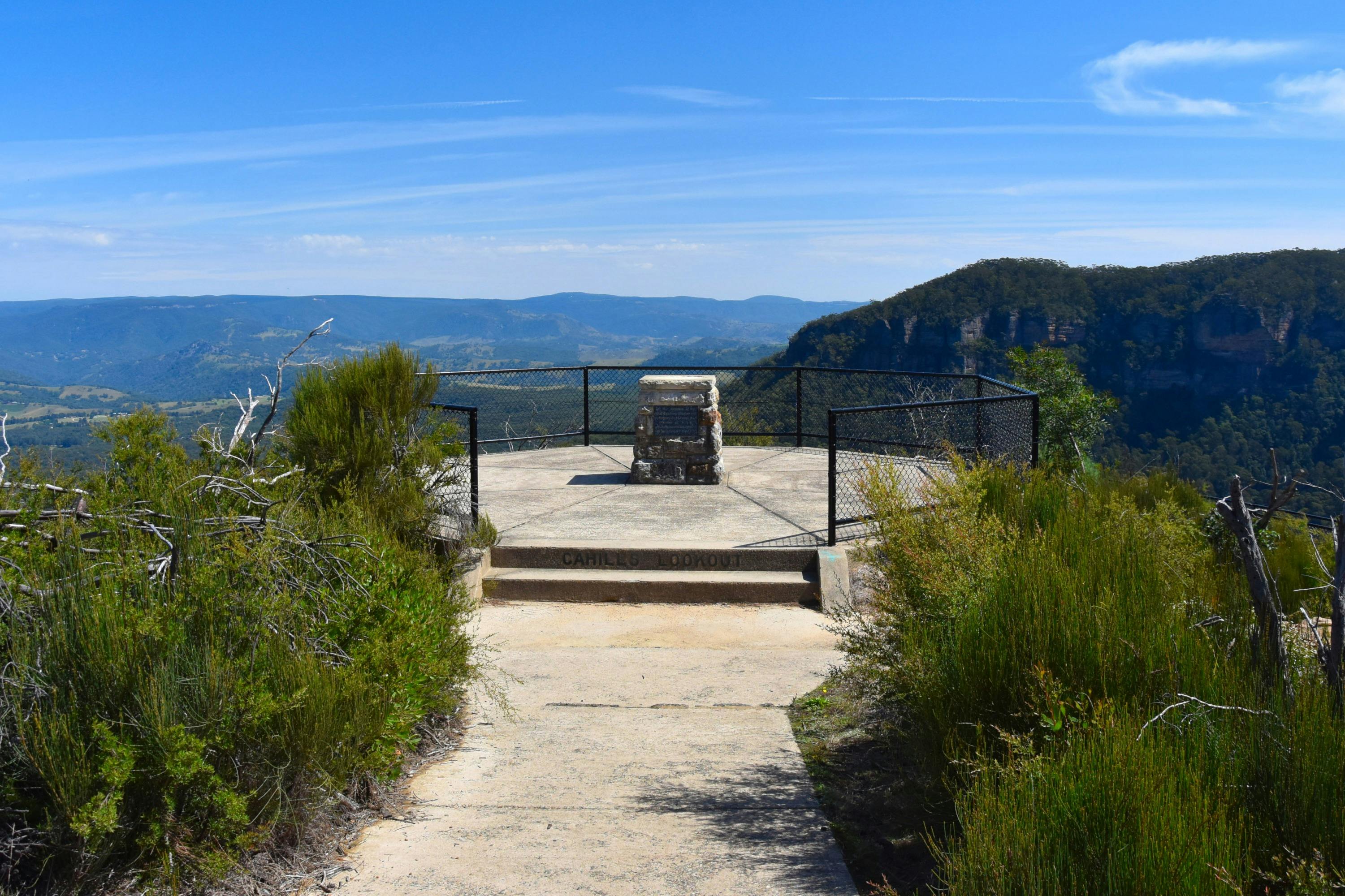 Genießen Sie die unglaubliche Aussicht am weniger überlaufenen Cahill's Lookout
