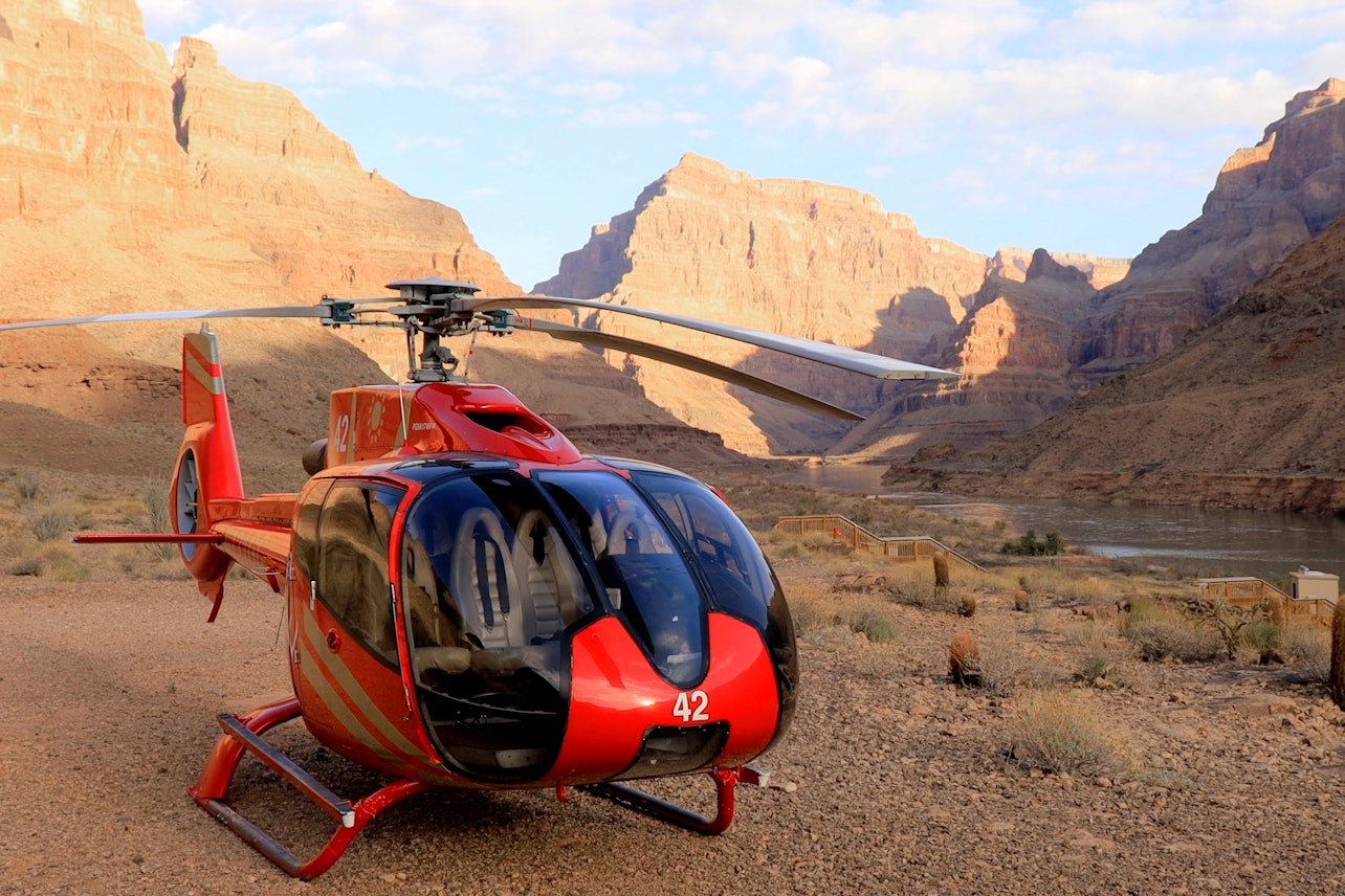 Gran Cañón Skywalk + Vuelo en Helicóptero + Paseo en Barco desde Las Vegas - Alojamientos en Las Vegas (Nevada)