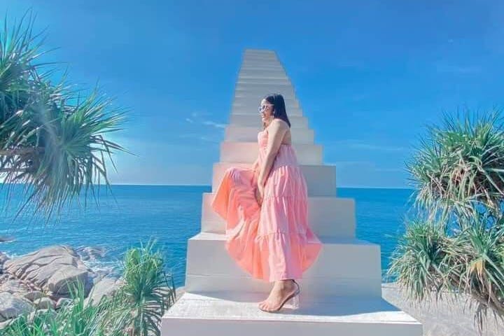 Phuket Rock Beach Swing