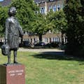 místo setkání, socha Anny Frankové na Mewerdeplein