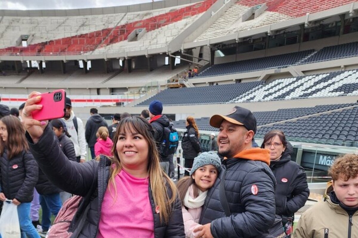 El Monumental: River Plate Stadium & Museum Tour + Transport