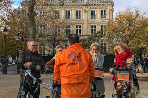 フランス パリの名所を自転車で巡るツアー（即時発券）