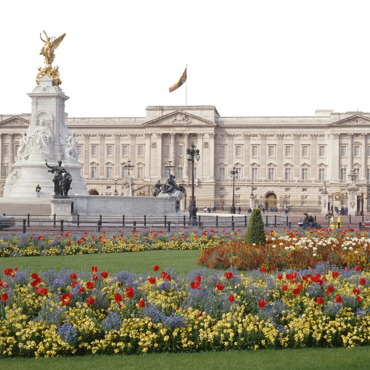 Buckingham Palace: State Rooms Admission with Audio Guide in London β Tiqets