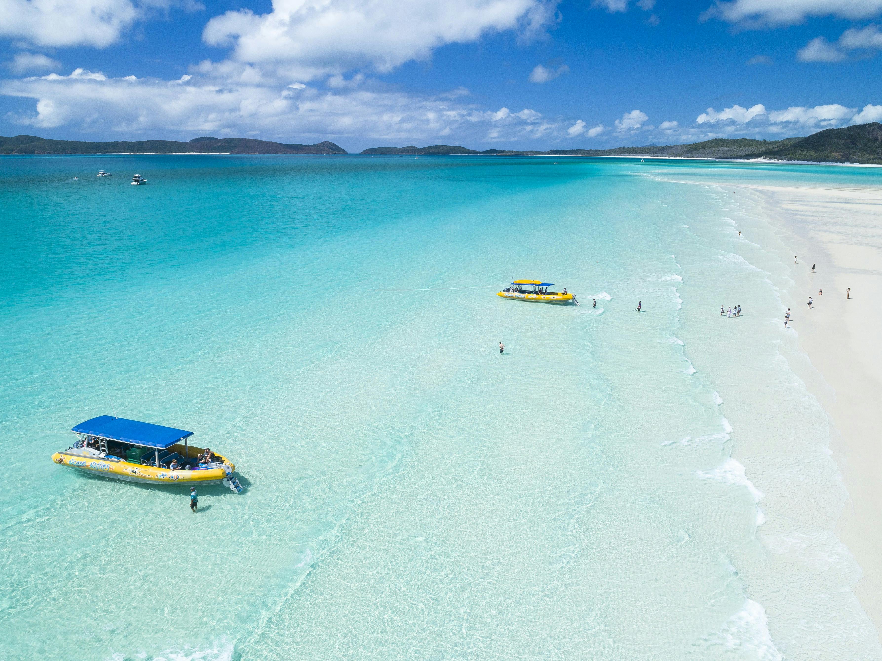 直达希尔湾海滩（ Hill Inlet Beach ）