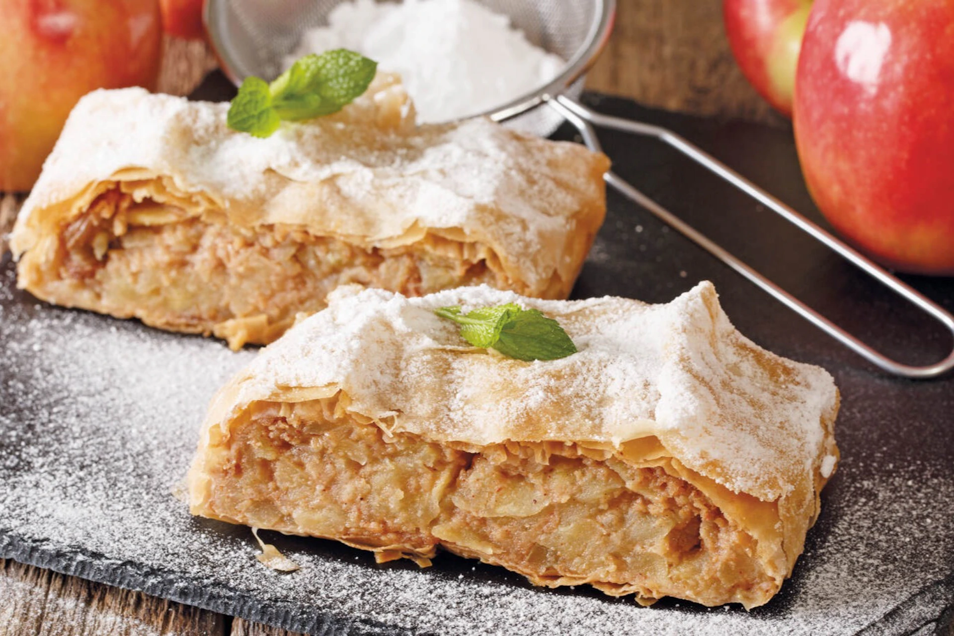 Original Sound of Music Tour® & Edelweiss Cooking Class