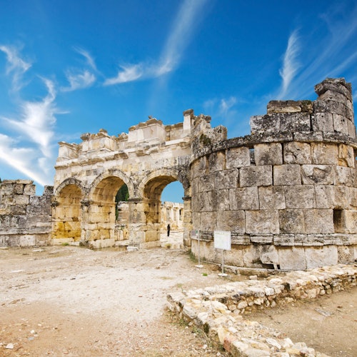 Hierápolis + Travertinos de Pamukkale: Excursión desde Antalya
