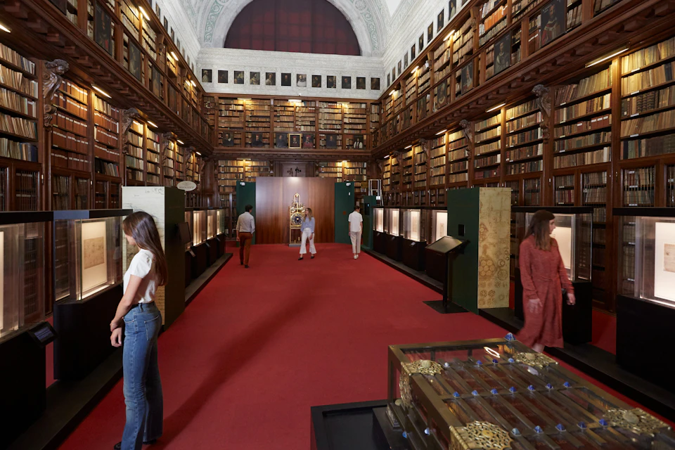 Sala Federiciana - exhibition OF drawings Codex Atlanticus