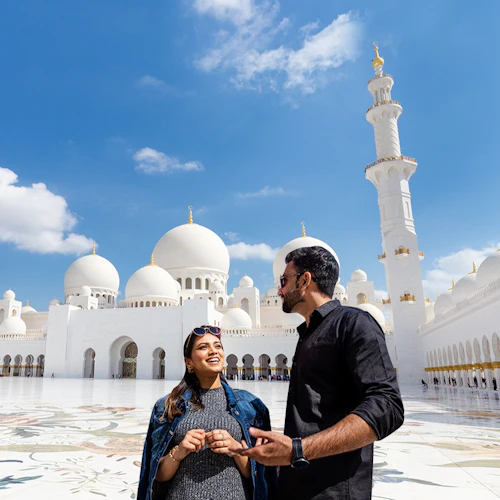 Passeio de um dia saindo de Dubai: Grande Mesquita Sheikh Zayed e Qasr Al Watan - Photo 3