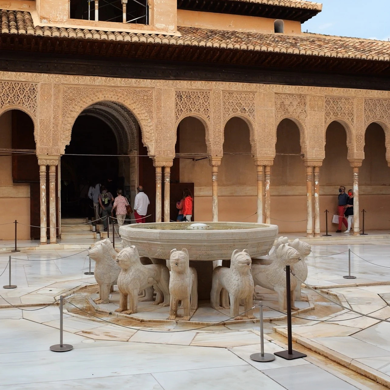 Patio de los Leones